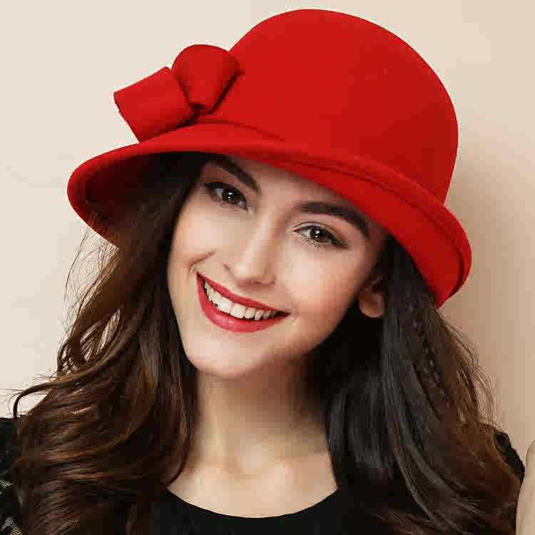 Women's French-style Elegant Retro Woolen Bowler Hat