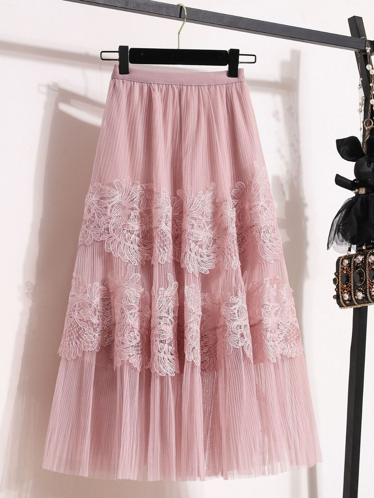Embroidered Floral Lace Pleated Skirt