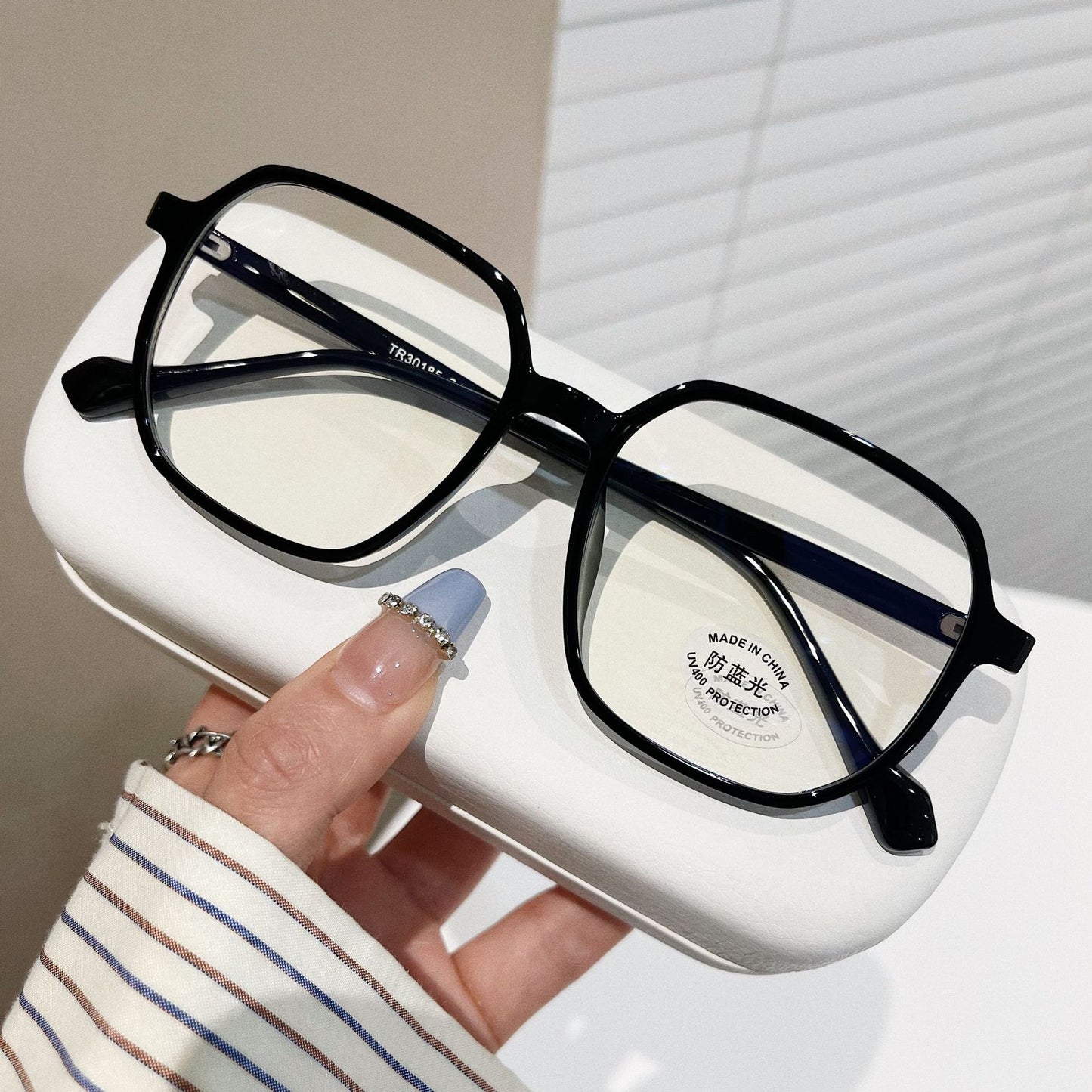 Square Concave Shape Myopia Glasses