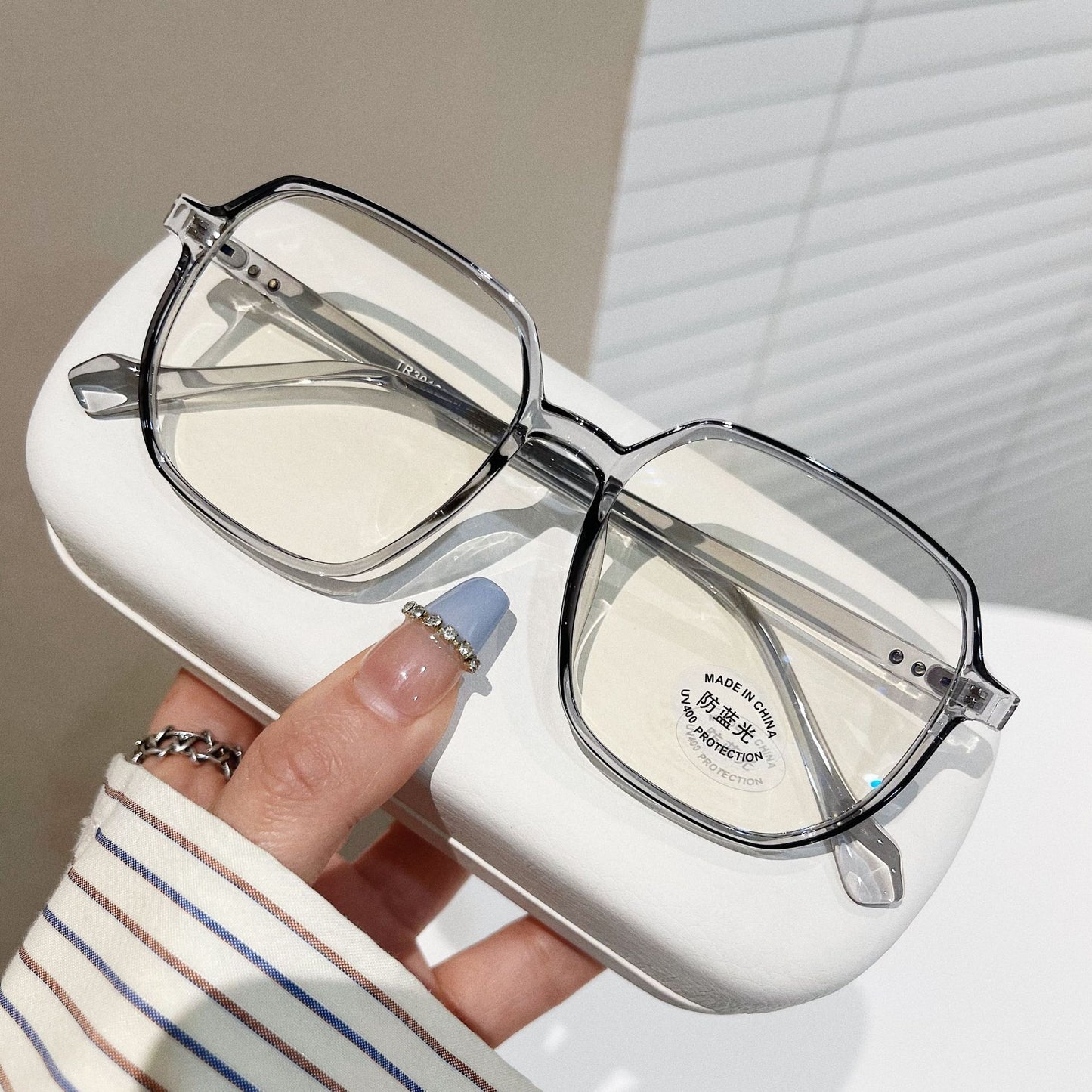 Square Concave Shape Myopia Glasses