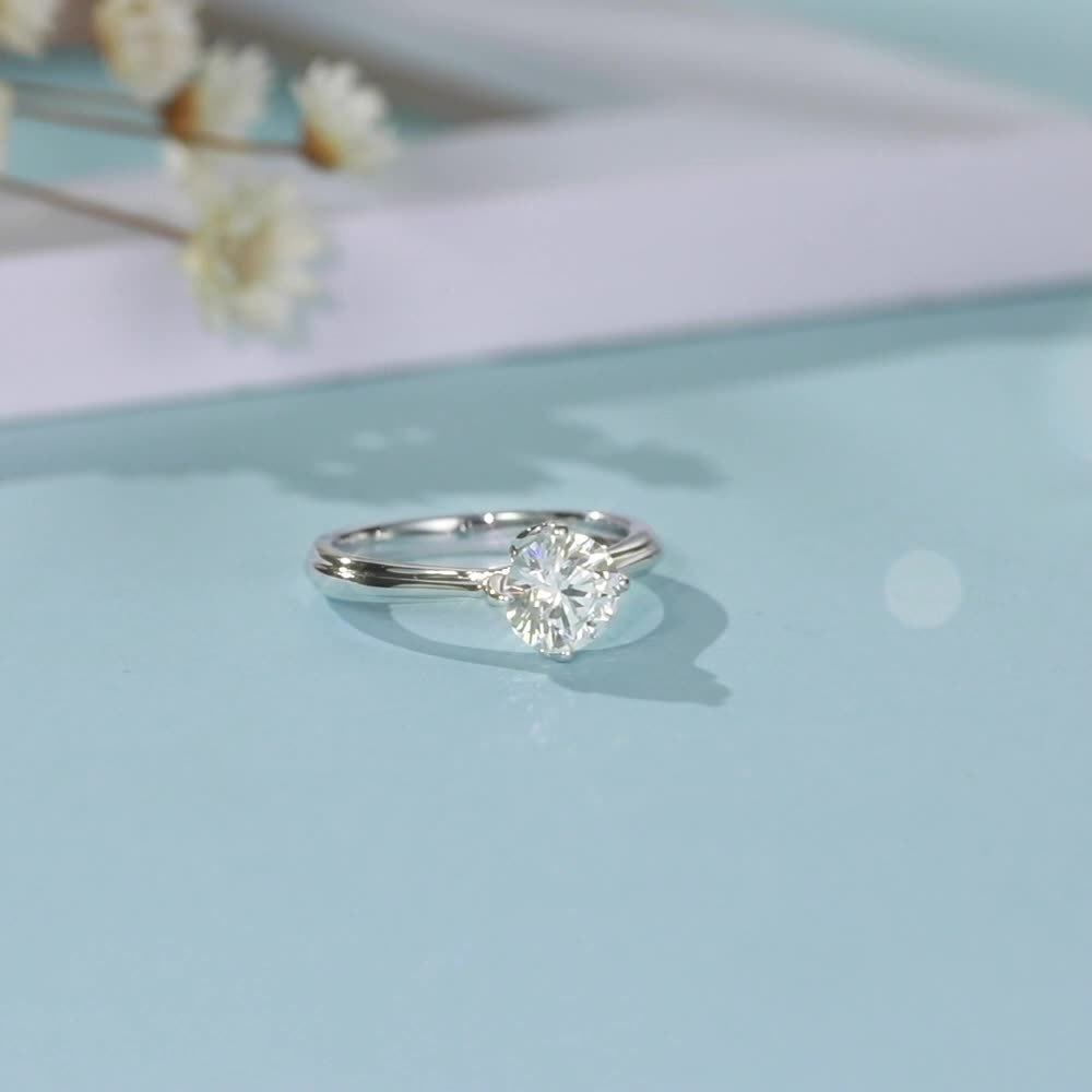 Lotus 925 Sterling Silver Inlaid Moissanite Ring