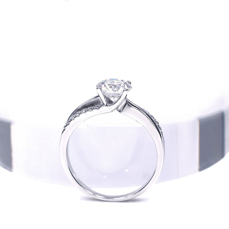 Women's Moissan ring