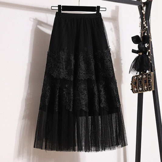Embroidered Floral Lace Pleated Skirt